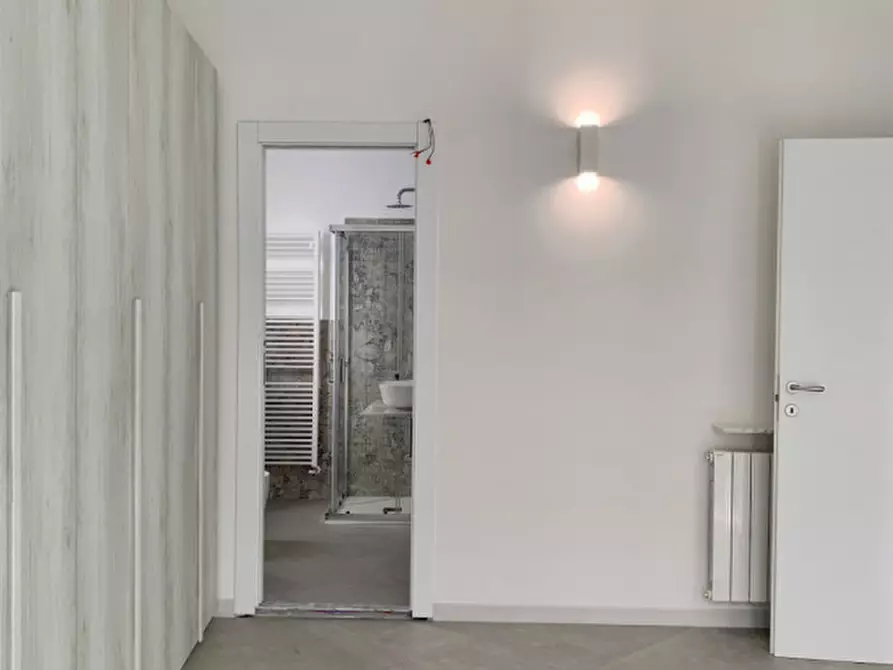 Immagine 25 di Appartamento in affitto  in Via Paleocapa a Genova