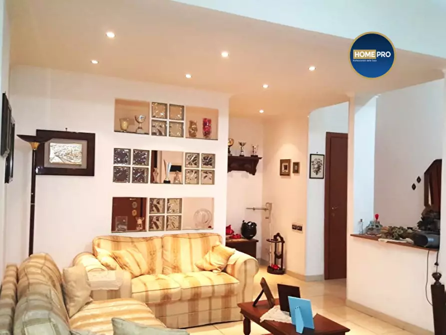 Immagine 2 di Appartamento in vendita  in Via Masurio Sabino a Roma