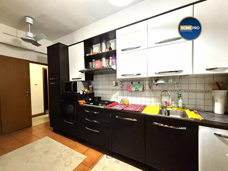 Immagine 6 di Appartamento in vendita  in Via Masurio Sabino a Roma