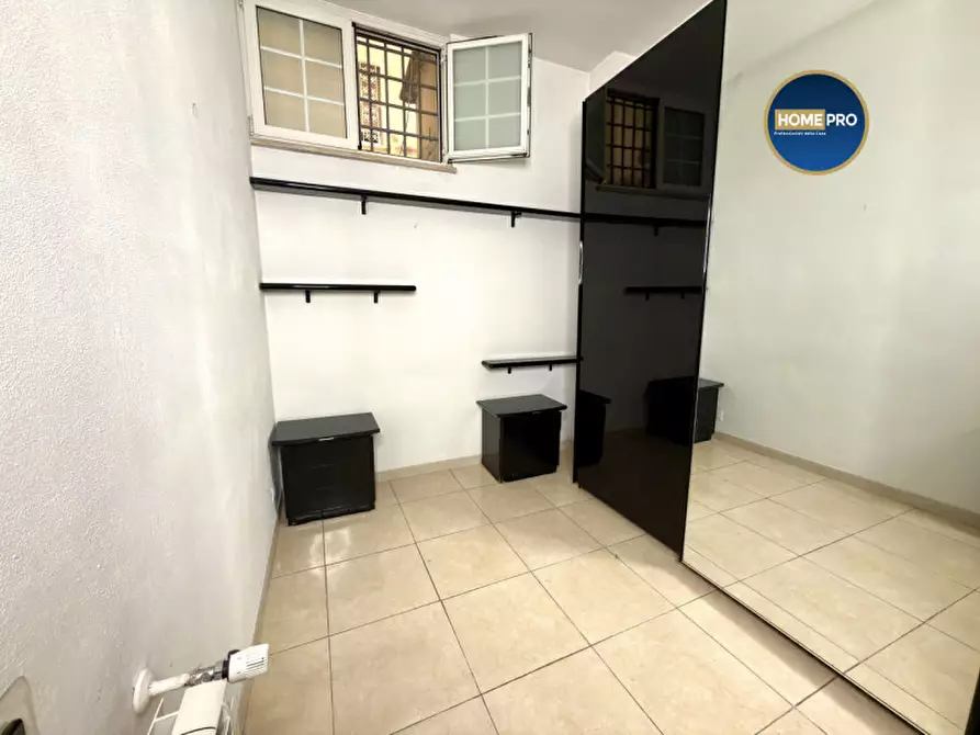 Immagine 17 di Appartamento in vendita  in Via Masurio Sabino a Roma