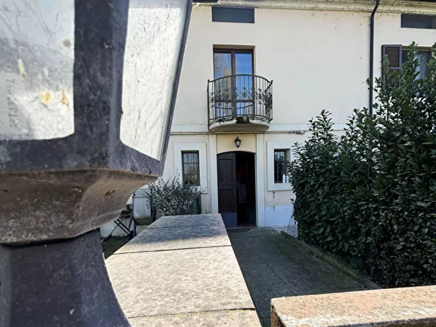 Immagine 3 di Appartamento in vendita  in Strada Salvador Allende, 23 a Torrile