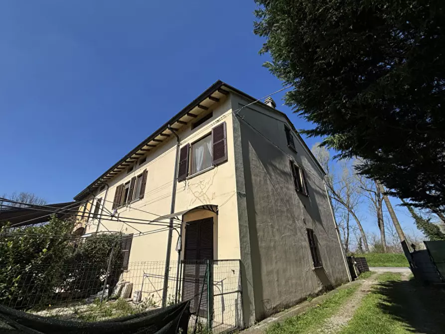 Immagine 26 di Appartamento in vendita  in Strada Salvador Allende, 23 a Torrile