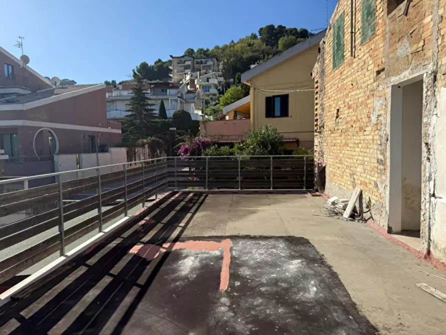 Immagine 3 di Appartamento in vendita  in Via Massimo D'Azeglio a Montesilvano