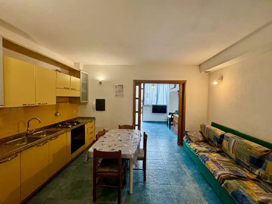 Immagine 6 di Appartamento in vendita  in Via Alvise Cadamosto a Siniscola