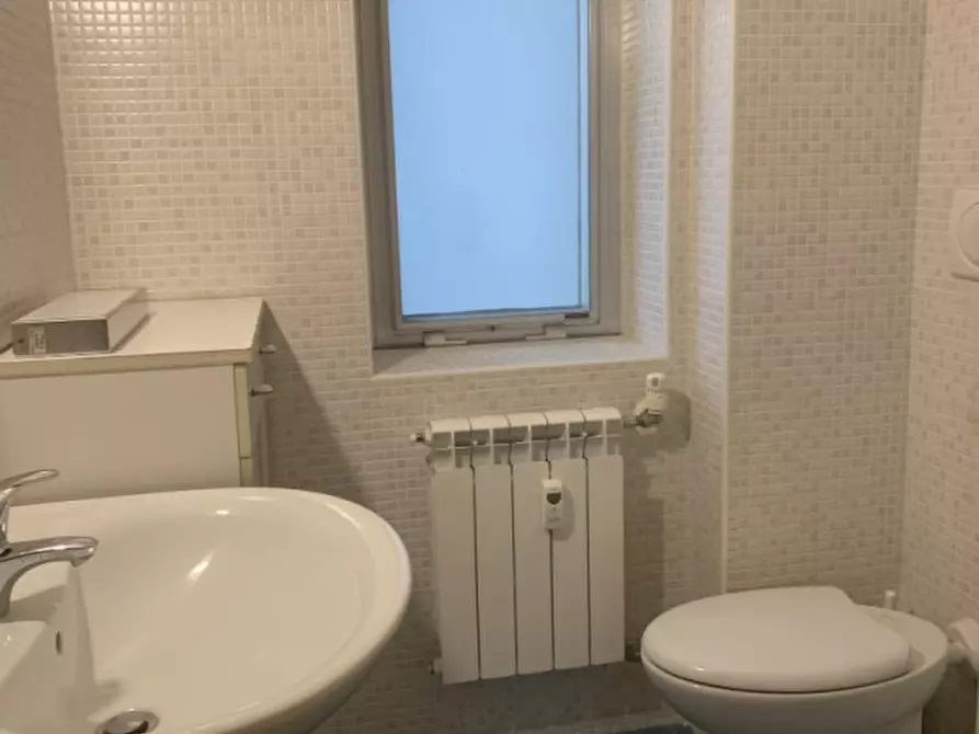 Immagine 11 di Ufficio in affitto  in Via San Francesco 11 a Trieste