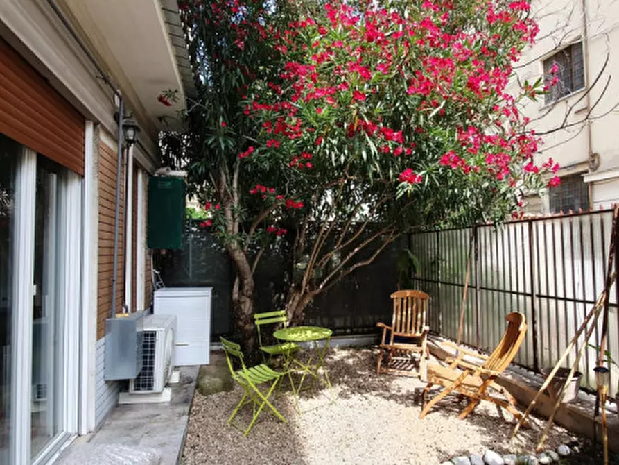 Immagine 1 di Appartamento in vendita  in via giovanni prati a Roma