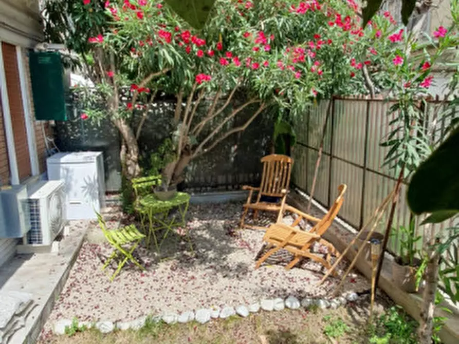 Immagine 17 di Appartamento in vendita  in via giovanni prati a Roma