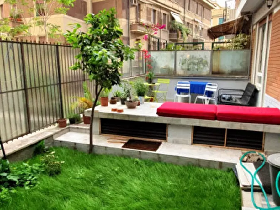 Immagine 20 di Appartamento in vendita  in via giovanni prati a Roma