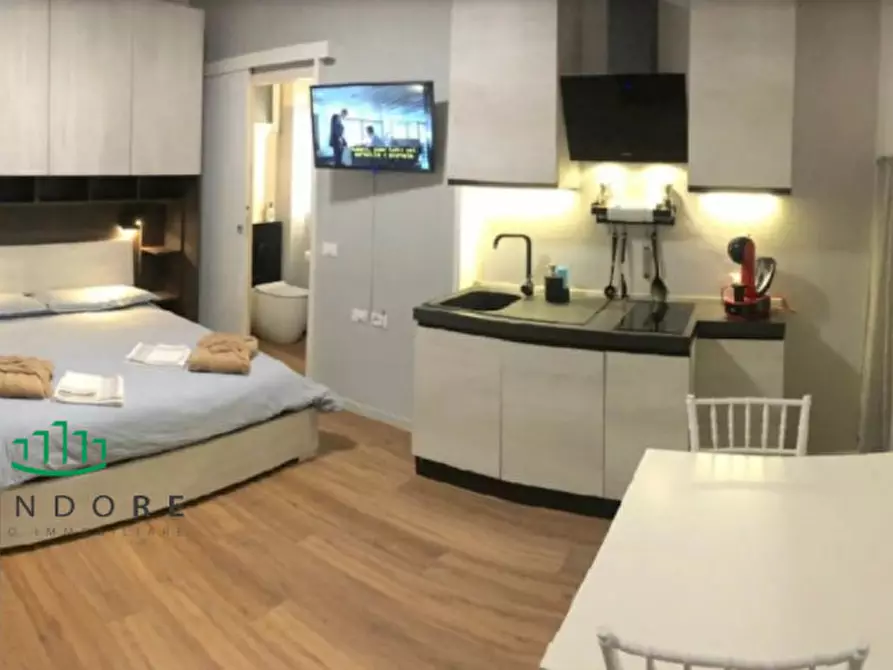 Immagine 1 di Monolocale in vendita  in Via del Fossato a Bologna