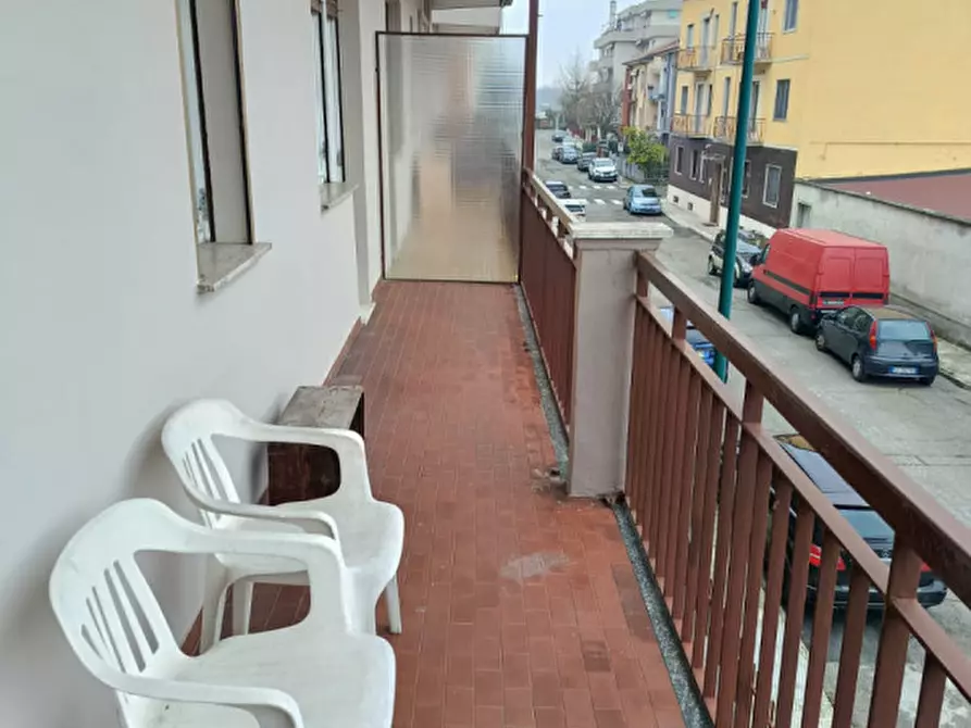 Immagine 14 di Appartamento in vendita  in Via Isonzo 17 a Casale Monferrato