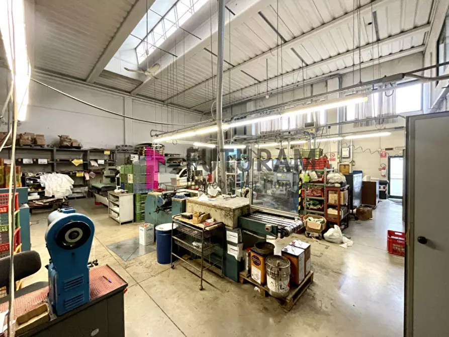 Immagine 18 di Capannone industriale in vendita  in VIA ROMA 1 a Fosso'