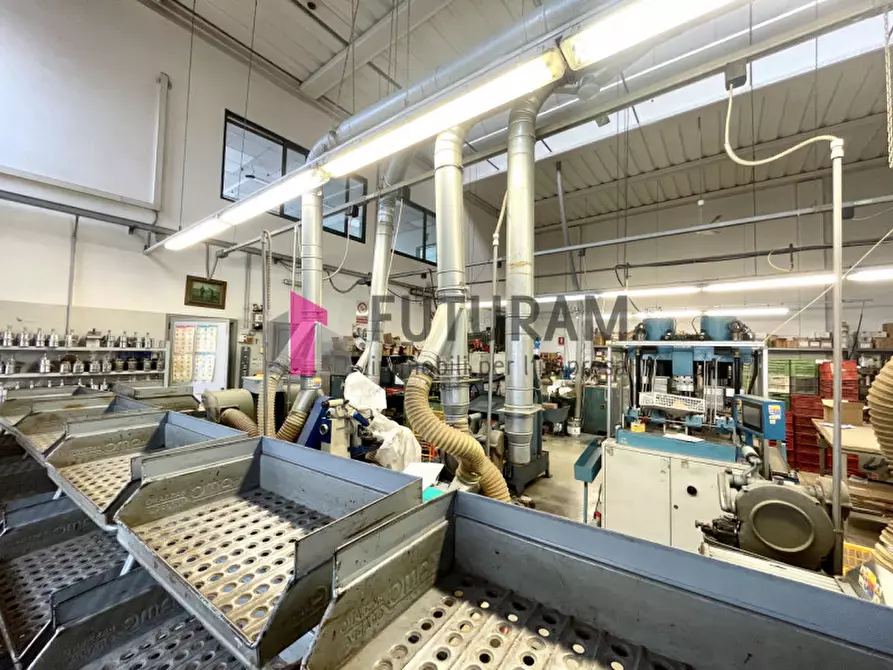 Immagine 31 di Capannone industriale in vendita  in VIA ROMA 1 a Fosso'