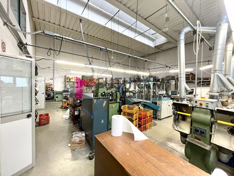 Immagine 34 di Capannone industriale in vendita  in VIA ROMA 1 a Fosso'