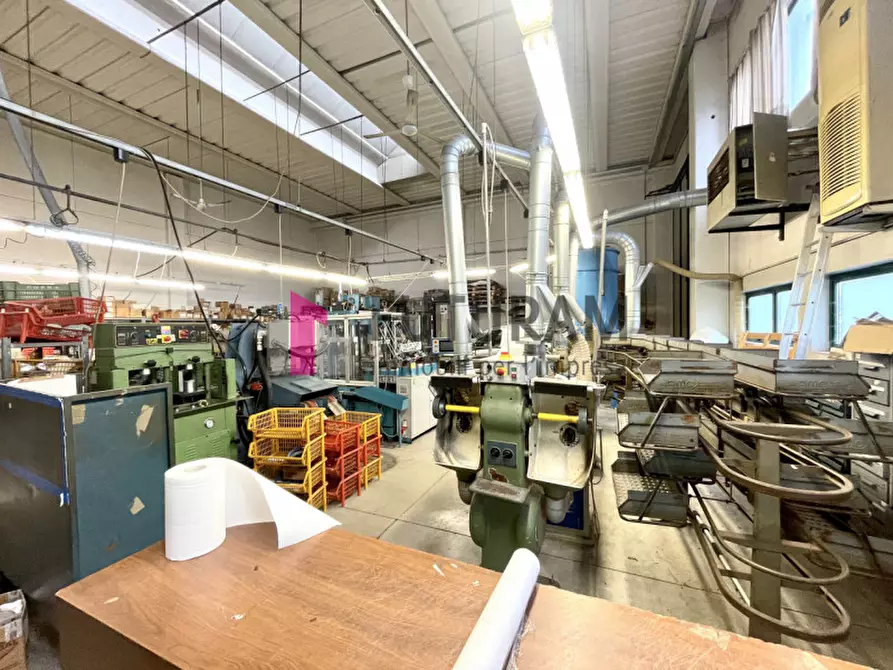 Immagine 35 di Capannone industriale in vendita  in VIA ROMA 1 a Fosso'
