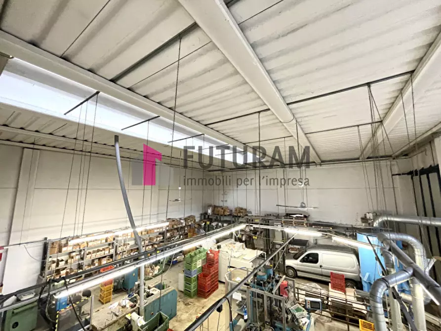 Immagine 48 di Capannone industriale in vendita  in VIA ROMA 1 a Fosso'