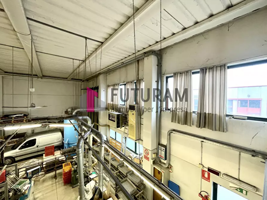 Immagine 49 di Capannone industriale in vendita  in VIA ROMA 1 a Fosso'