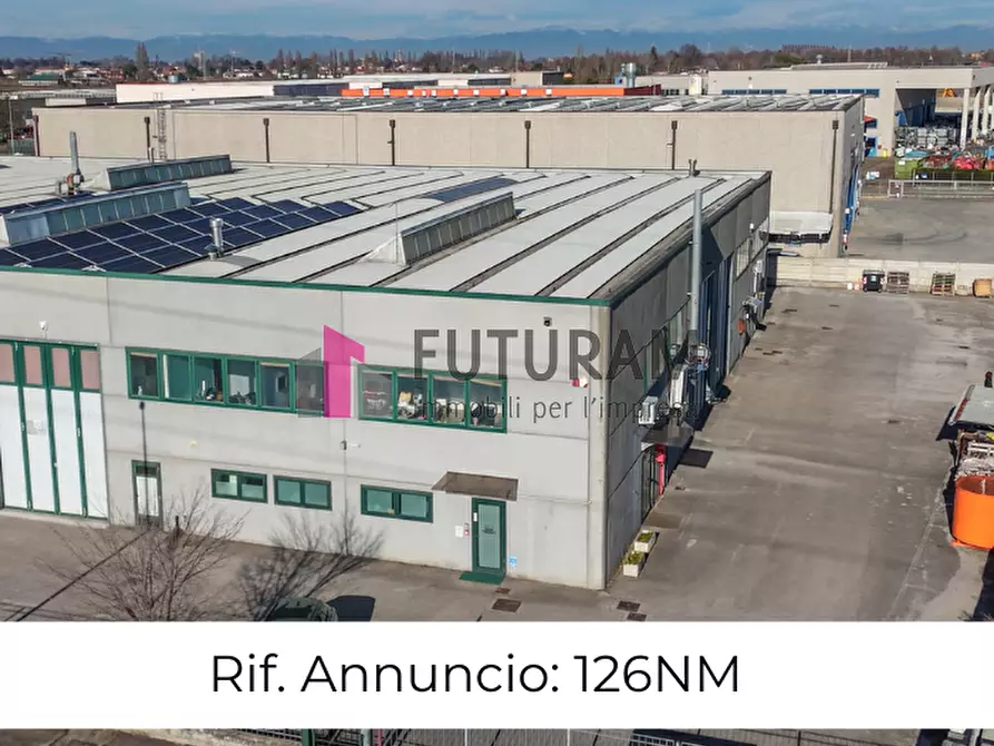 Immagine 1 di Capannone industriale in affitto  in VIA ROMA 1 a Fosso'
