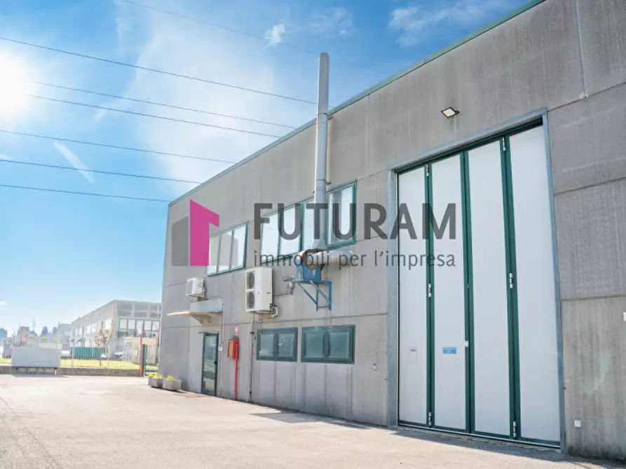 Immagine 12 di Capannone industriale in affitto  in VIA ROMA 1 a Fosso'