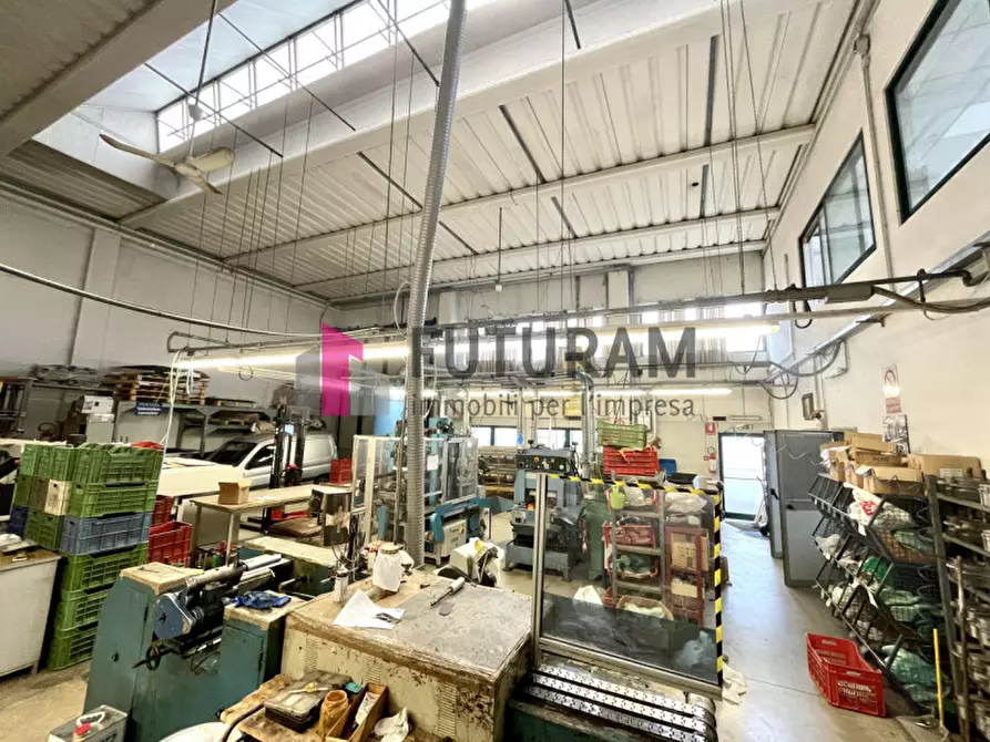 Immagine 23 di Capannone industriale in affitto  in VIA ROMA 1 a Fosso'