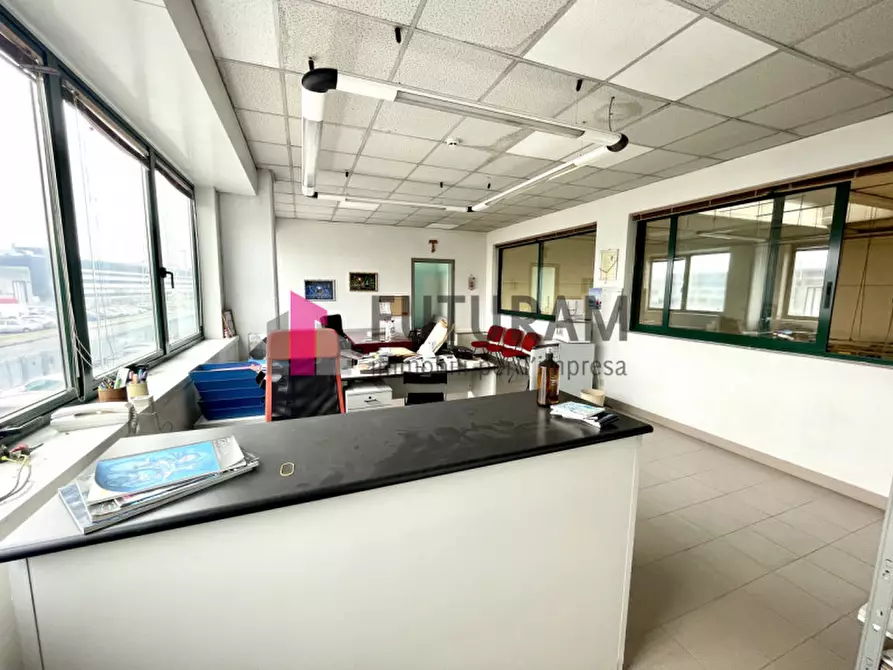 Immagine 25 di Capannone industriale in affitto  in VIA ROMA 1 a Fosso'