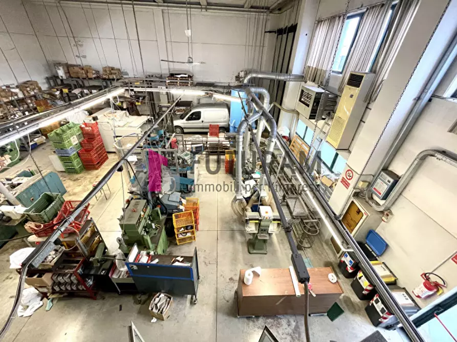 Immagine 49 di Capannone industriale in affitto  in VIA ROMA 1 a Fosso'