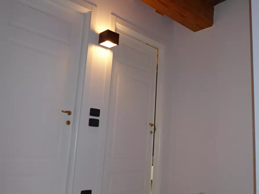 Immagine 9 di Villa in vendita  in Via Buzzolati a Arcugnano