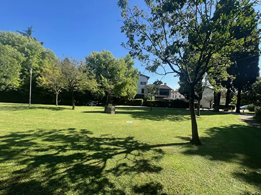 Immagine 3 di Appartamento in vendita  in via cunettone a Salò