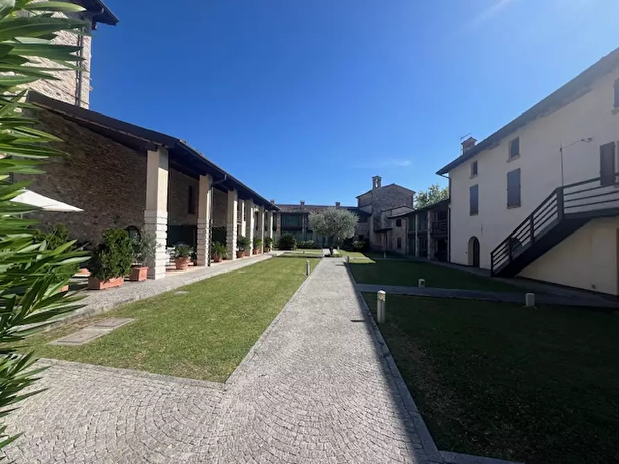 Immagine 7 di Appartamento in vendita  in via cunettone a Salò