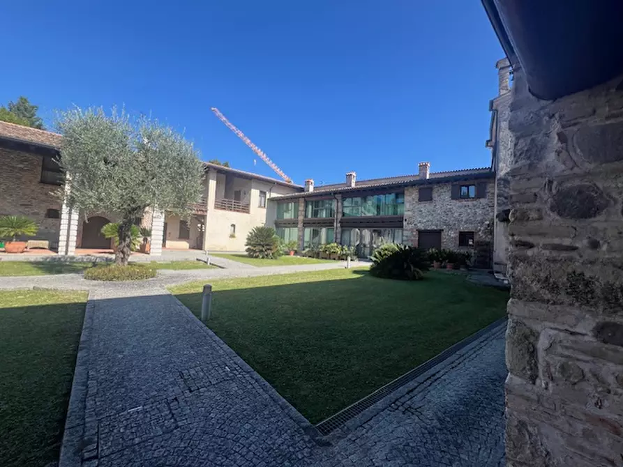 Immagine 8 di Appartamento in vendita  in via cunettone a Salò