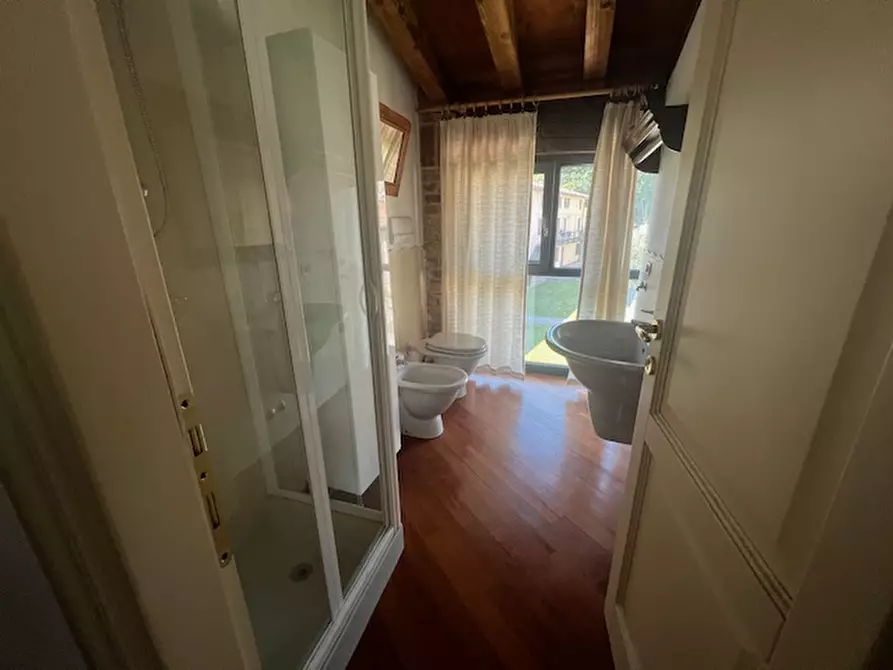 Immagine 17 di Appartamento in vendita  in via cunettone a Salò