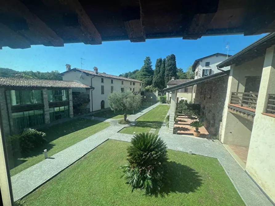 Immagine 21 di Appartamento in vendita  in via cunettone a Salò