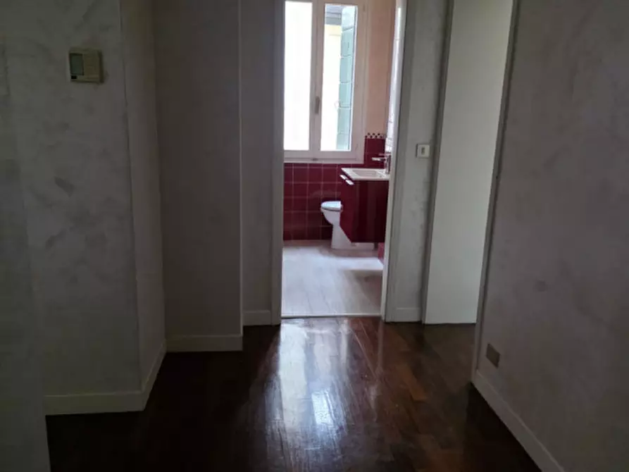 Immagine 10 di Appartamento in vendita  in Via Boccalerie a Padova