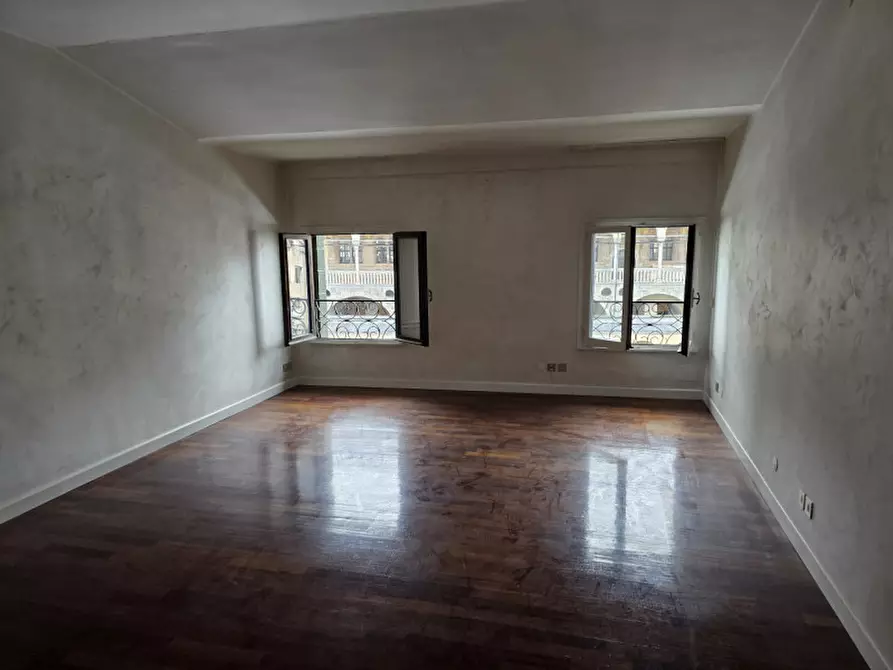 Immagine 38 di Appartamento in vendita  in Via Boccalerie a Padova