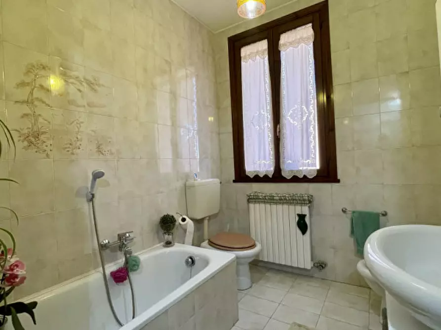 Immagine 30 di Appartamento in vendita  in via gambarare 1 c a Monselice