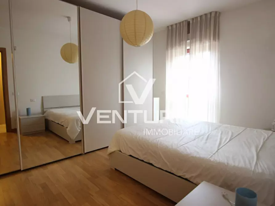 Immagine 4 di Appartamento in vendita  in Via Castenedolo, 100 a Roma