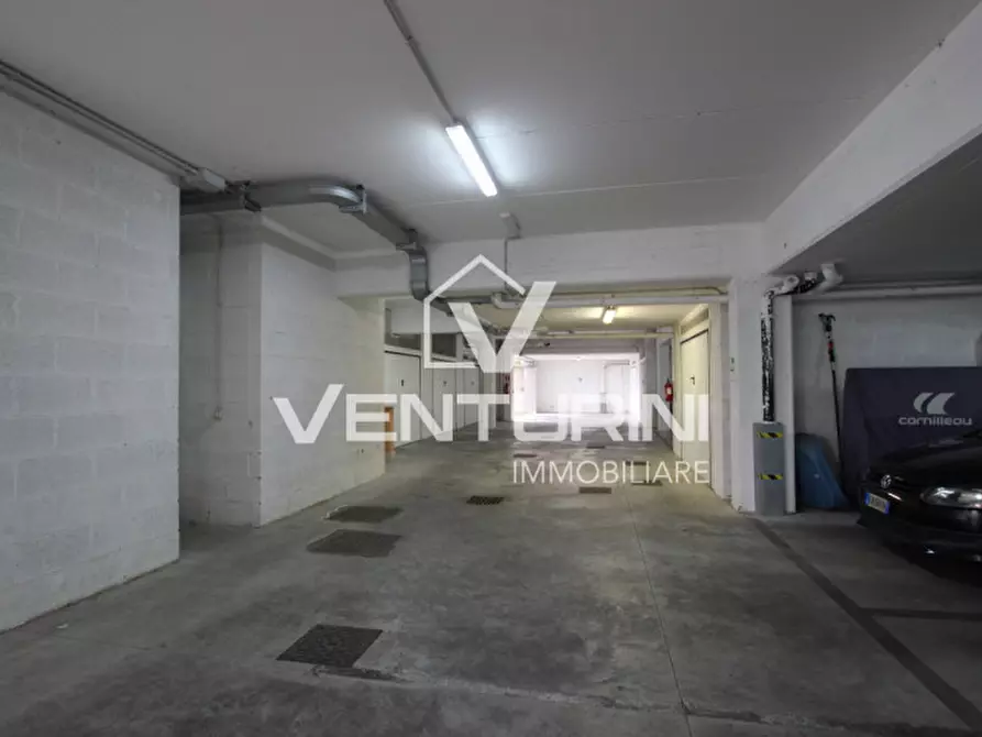 Immagine 11 di Appartamento in vendita  in Via Castenedolo, 100 a Roma