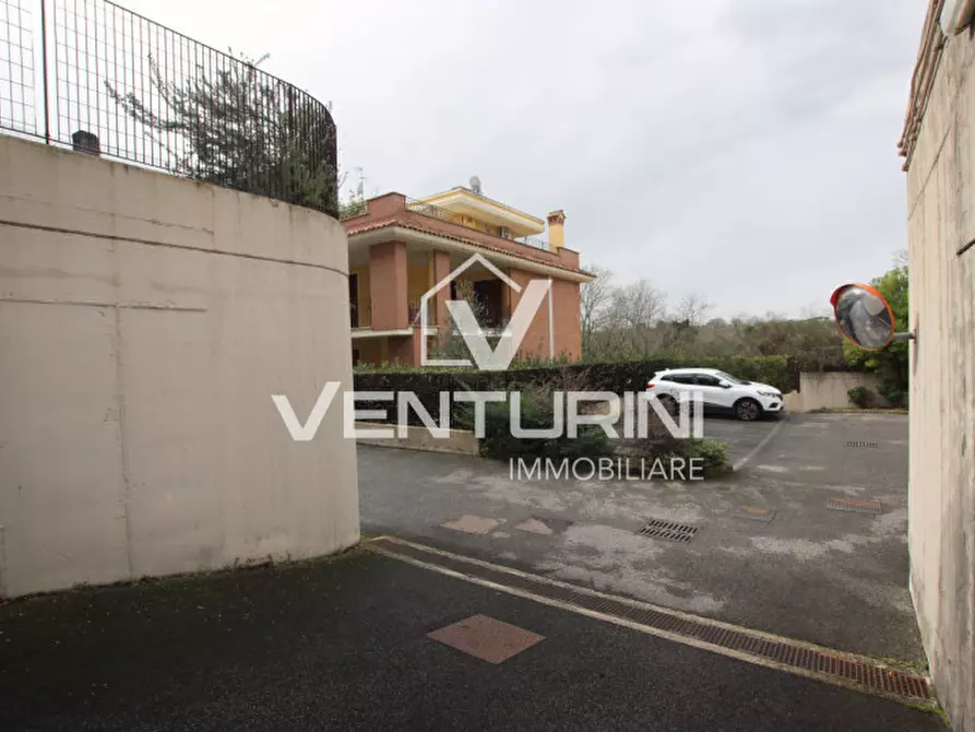 Immagine 13 di Appartamento in vendita  in Via Castenedolo, 100 a Roma