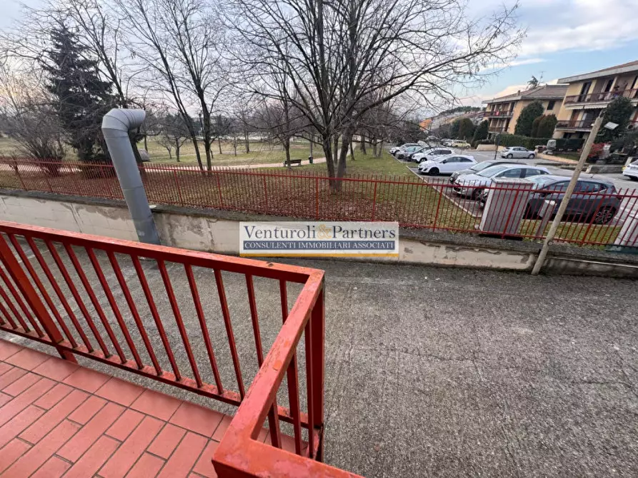 Immagine 4 di Negozio in vendita  in Via Cavalieri di Vittorio Veneto a Lonato del Garda