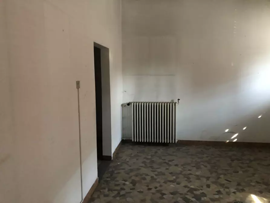 Immagine 14 di Palazzo in vendita  a Badia Polesine