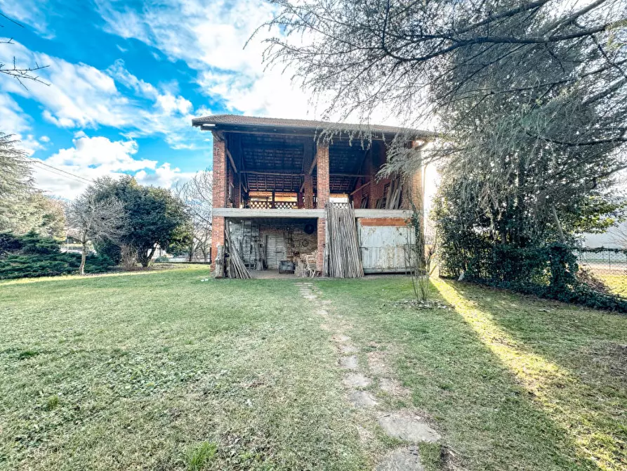 Immagine 10 di Rustico / casale in vendita  in via barcellini 28 a Borgomanero