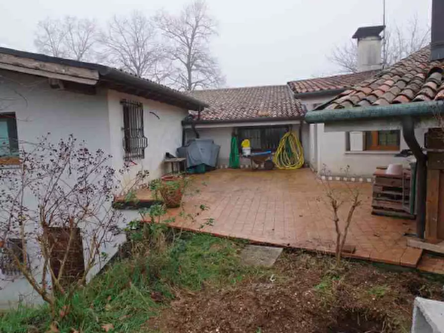 Immagine 1 di Casa indipendente in vendita  in Via Pascoli, 4 a Ponzano Veneto