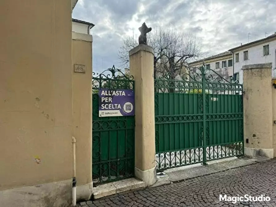 Immagine 9 di Appartamento in vendita  in Via Castelmenardo  48 a Treviso