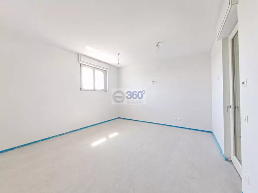 Immagine 11 di Appartamento in vendita  in Via San Faustino a Passirano