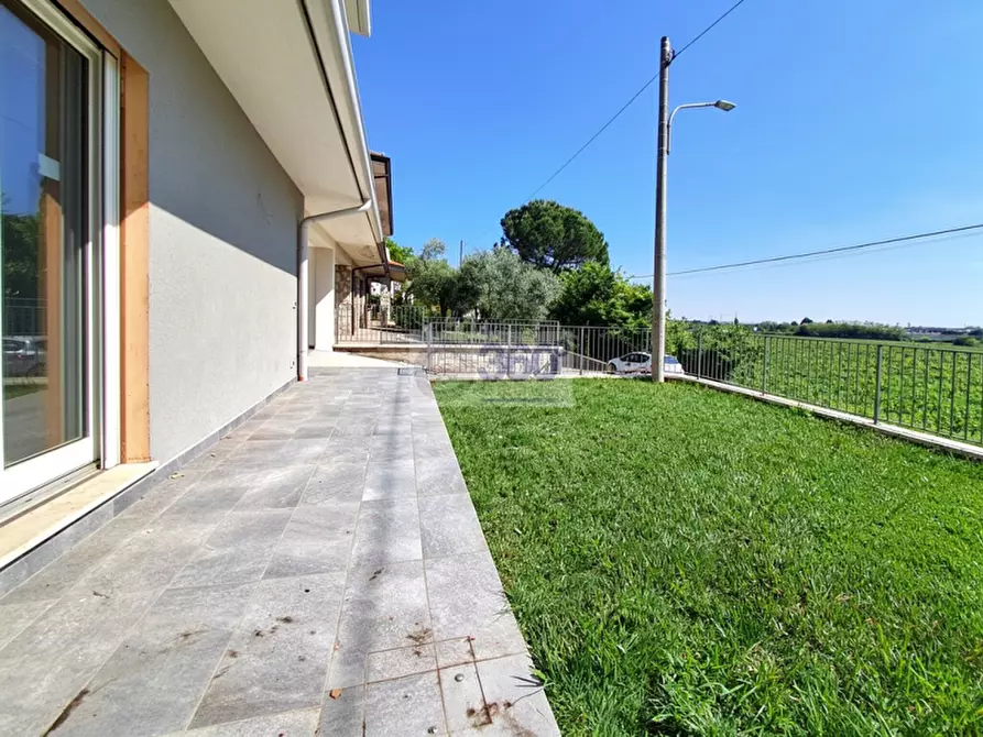 Immagine 16 di Appartamento in vendita  in Via San Faustino a Passirano