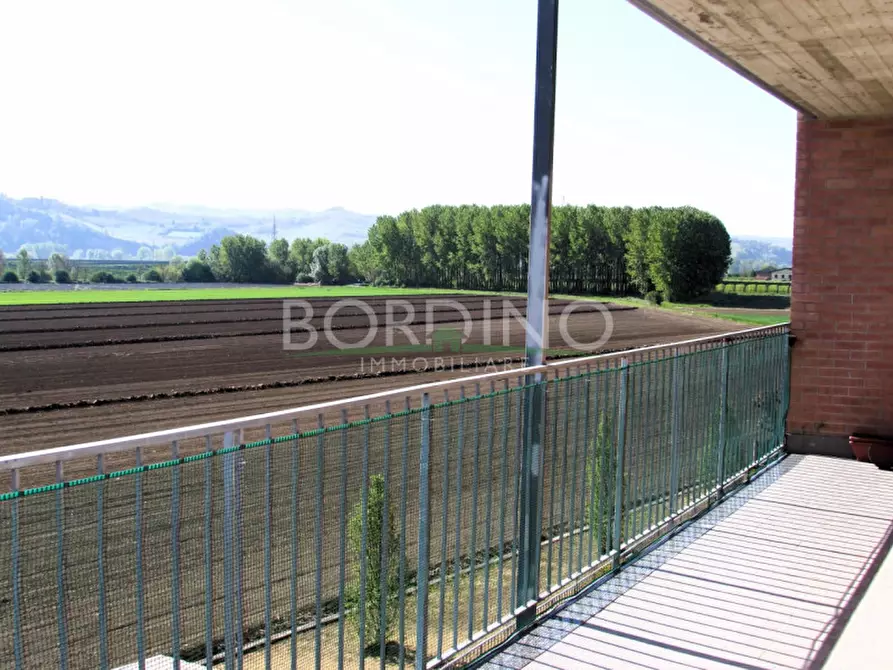 Immagine 12 di Appartamento in vendita  in Via Neive snc a Castagnito