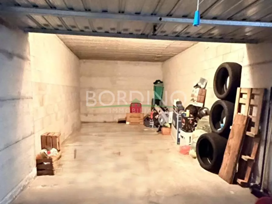 Immagine 23 di Appartamento in vendita  in Via Neive snc a Castagnito