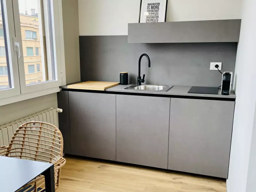 Immagine 4 di Appartamento in vendita  in Viale Andrea Doria a Milano