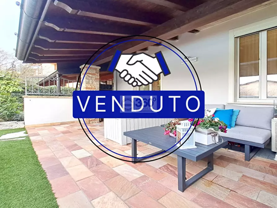 Immagine 1 di Villetta a schiera in vendita  in Via Giovanni Falcone a Passirano