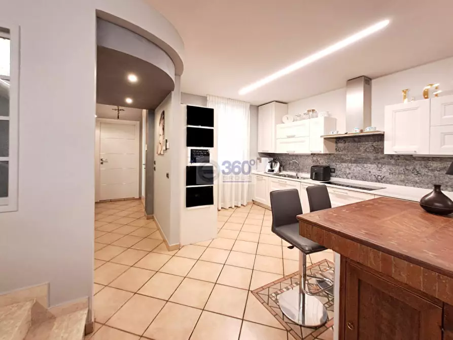 Immagine 6 di Villetta a schiera in vendita  in Via Giovanni Falcone a Passirano