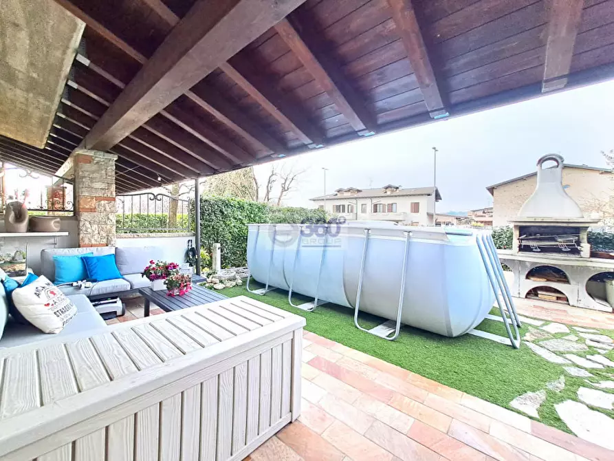 Immagine 12 di Villetta a schiera in vendita  in Via Giovanni Falcone a Passirano